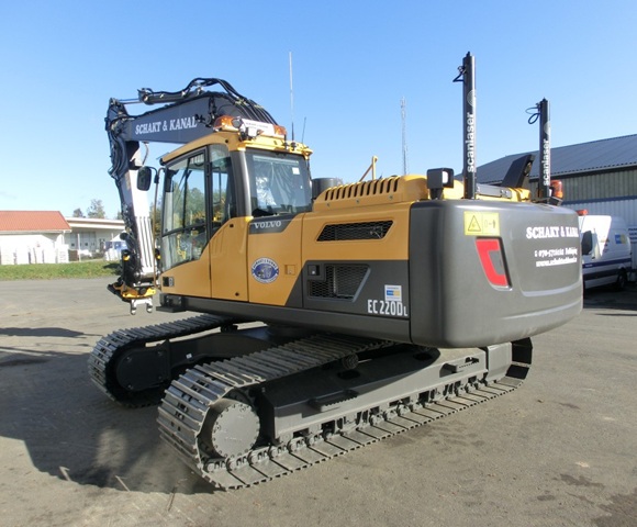 VOLVO EC220DL