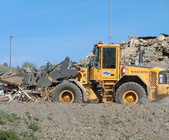 VOLVO L90E